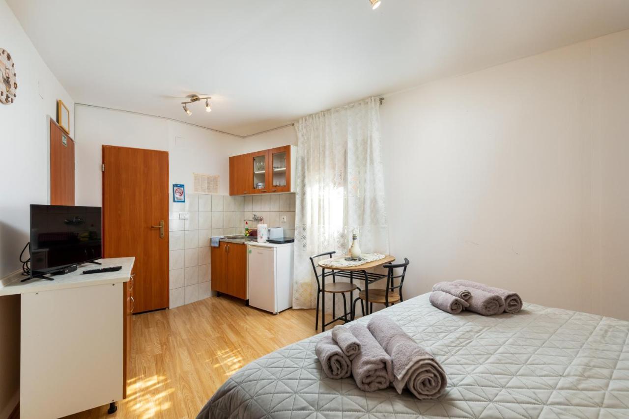 Appartement Charming In The Heart Of Old Town Rovinj, Just Minutes From The Sea *