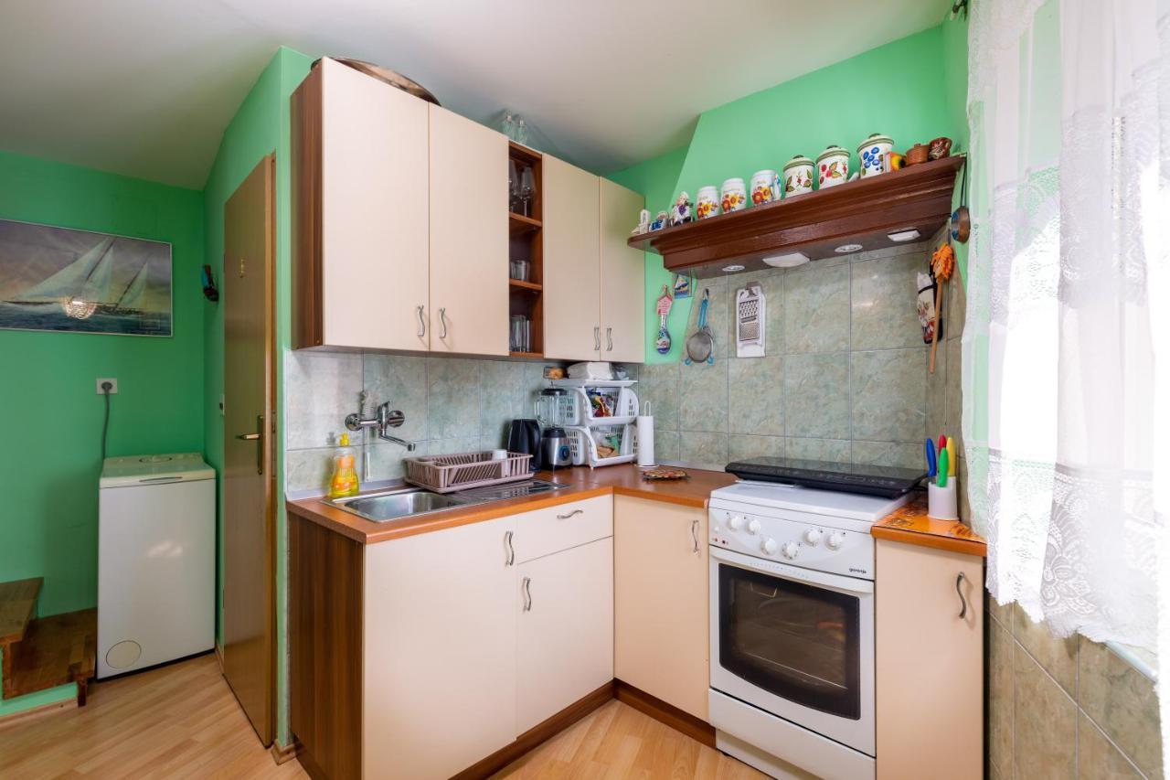 Charming In The Heart Of Old Town Rovinj, Just Minutes From The Sea Appartement