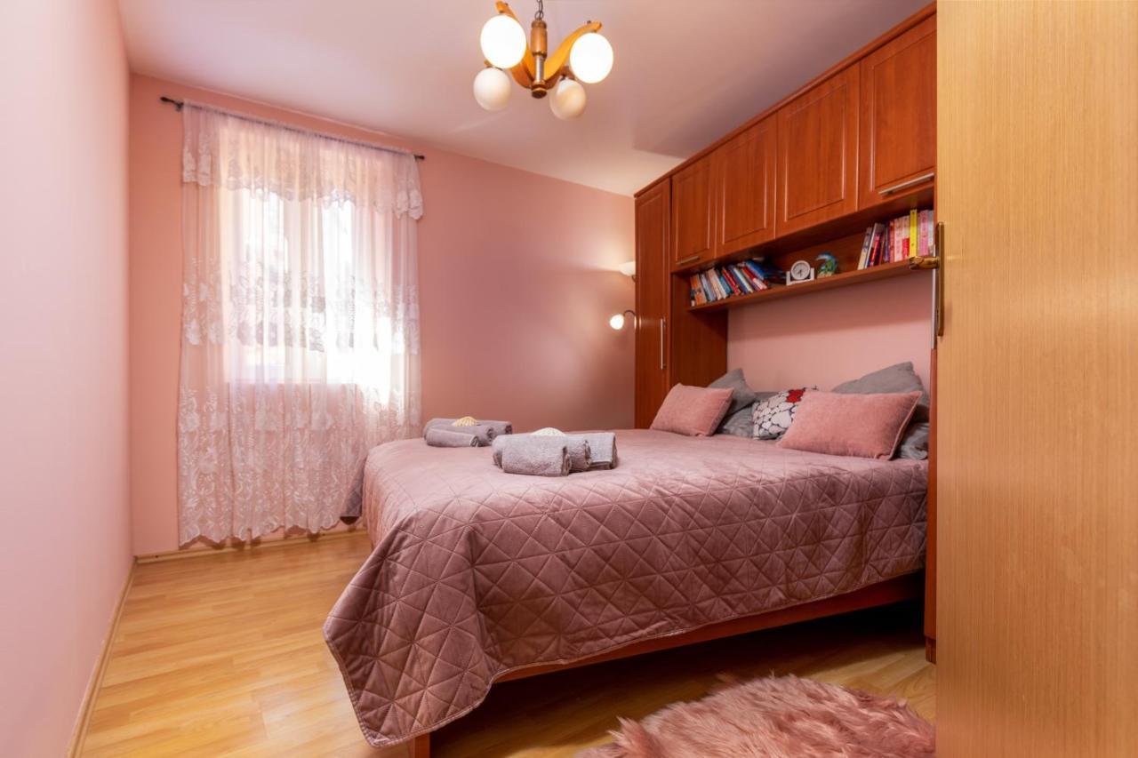 Charming In The Heart Of Old Town Rovinj, Just Minutes From The Sea Rovinj